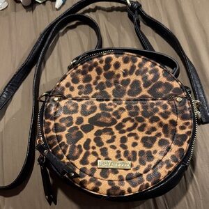 Enzo Angiolini Leopard Print Crossbody Bag